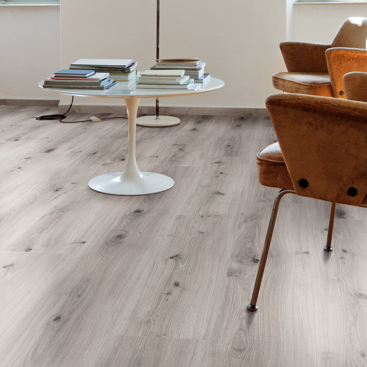 CB's Laminate Flooring