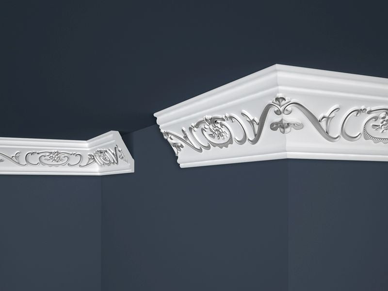 Moulded decorative ceiling cornice