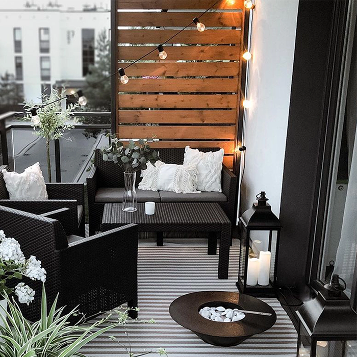 NOVAFLAME - FREESTANDING UNIVERSE BIO-FIREPLACE - MATTE BLACK