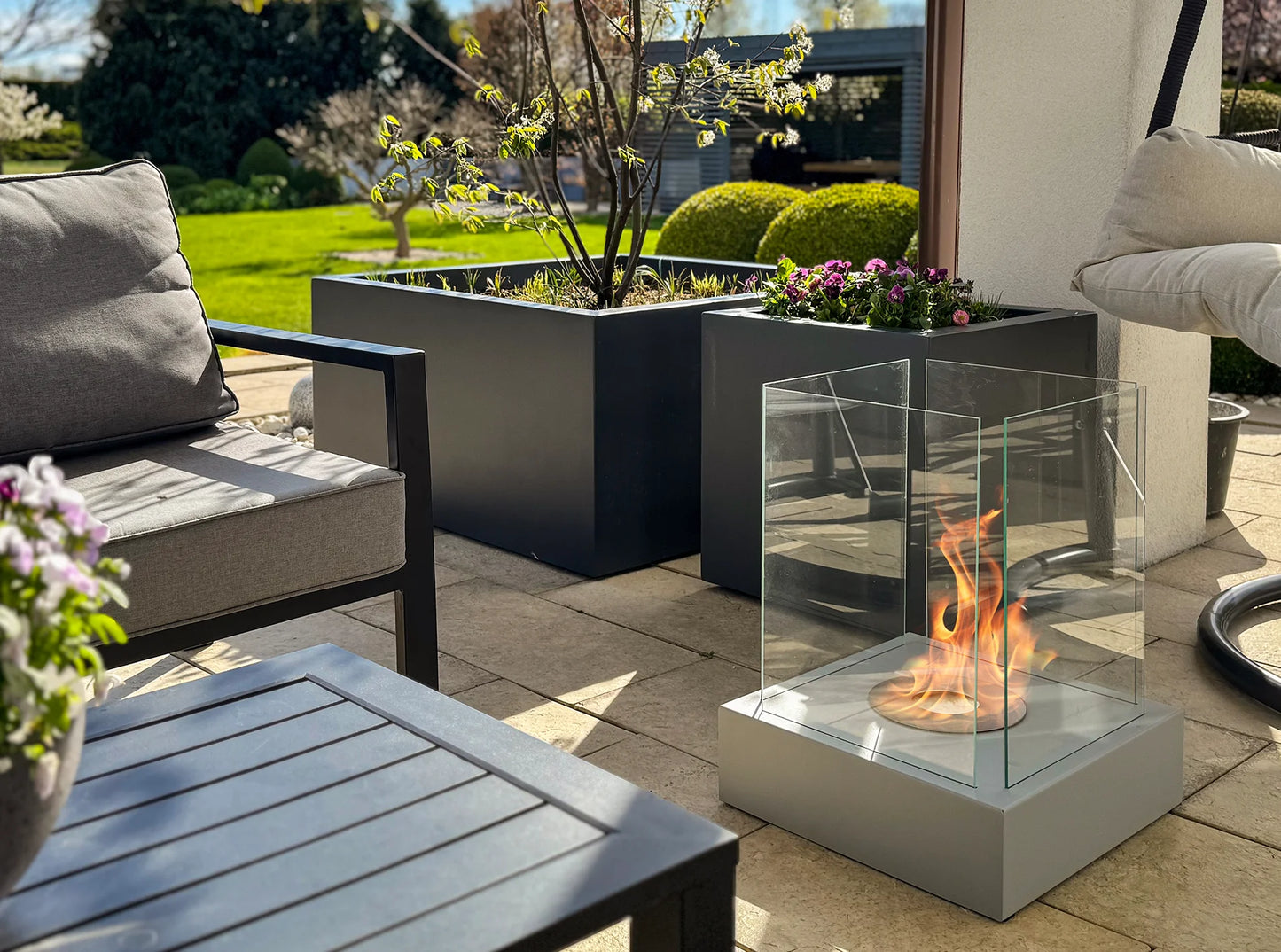 NOVAFLAME FREESTANDING SUNSET GARDEN BIO-FIREPLACE GREY