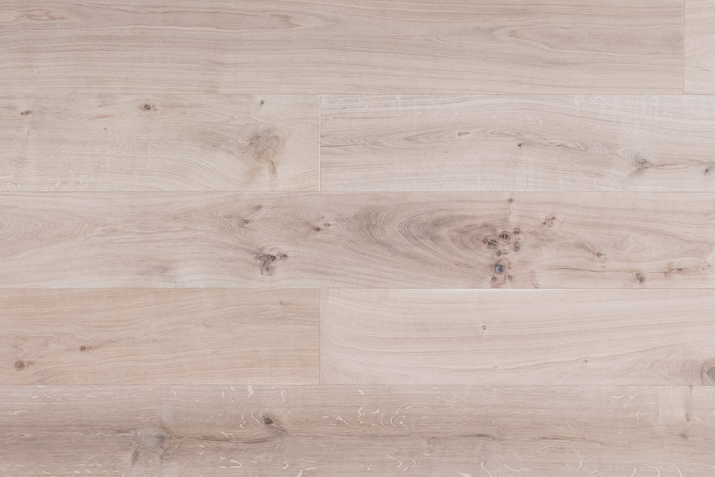 FINOak Atelier Unfinished 260 mm Wide Plank engineered hardwood flooring room setting