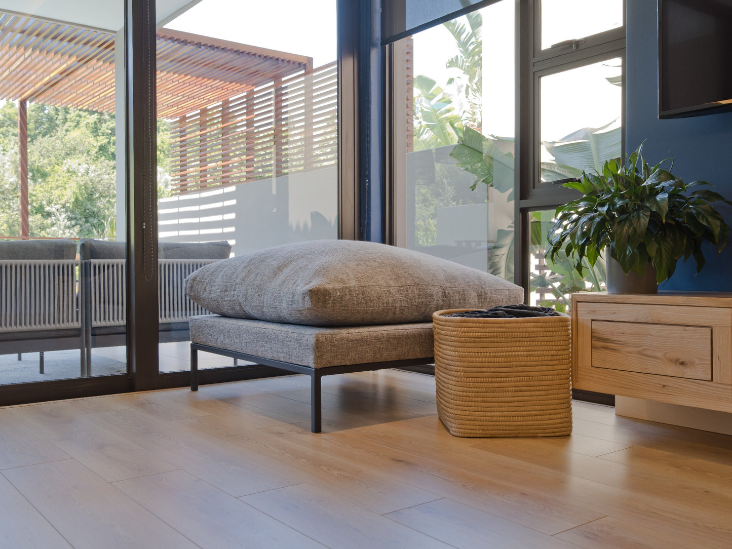 AGT Natura Line Trend laminate flooring room setting