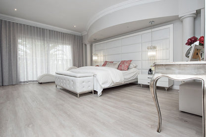 Diamond Core Plus Alabaster SPC Vinyl Flooring room setting